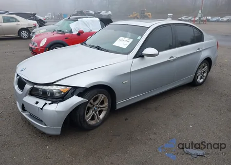 2008 BMW 328Xi из США, поврежденный, VIN WBAVC73538KX90341